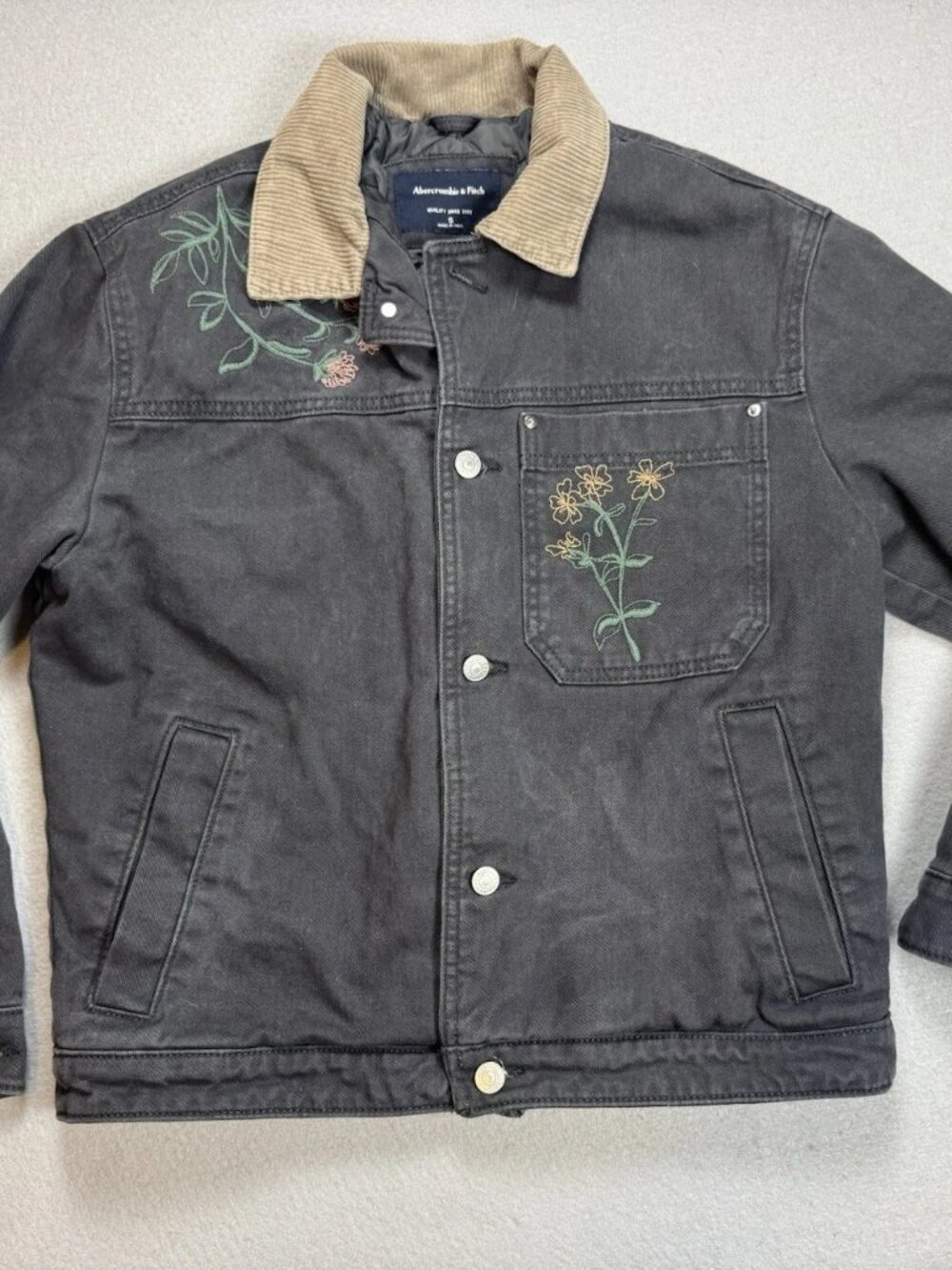 Abercrombie & Fitch Womens Denim Embroidered Quilt-Lined Chore Coat, Charcoal, S